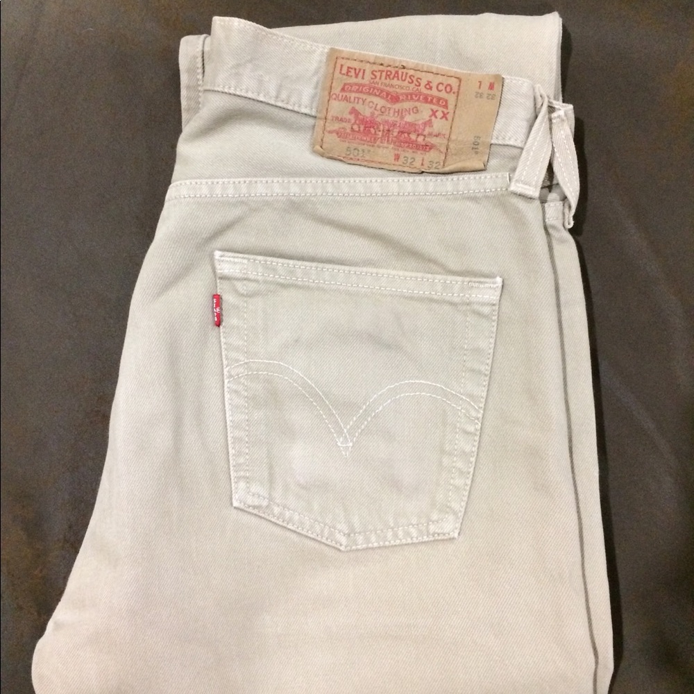 Levi’s 501 32x32 Khaki Pants/Jeans